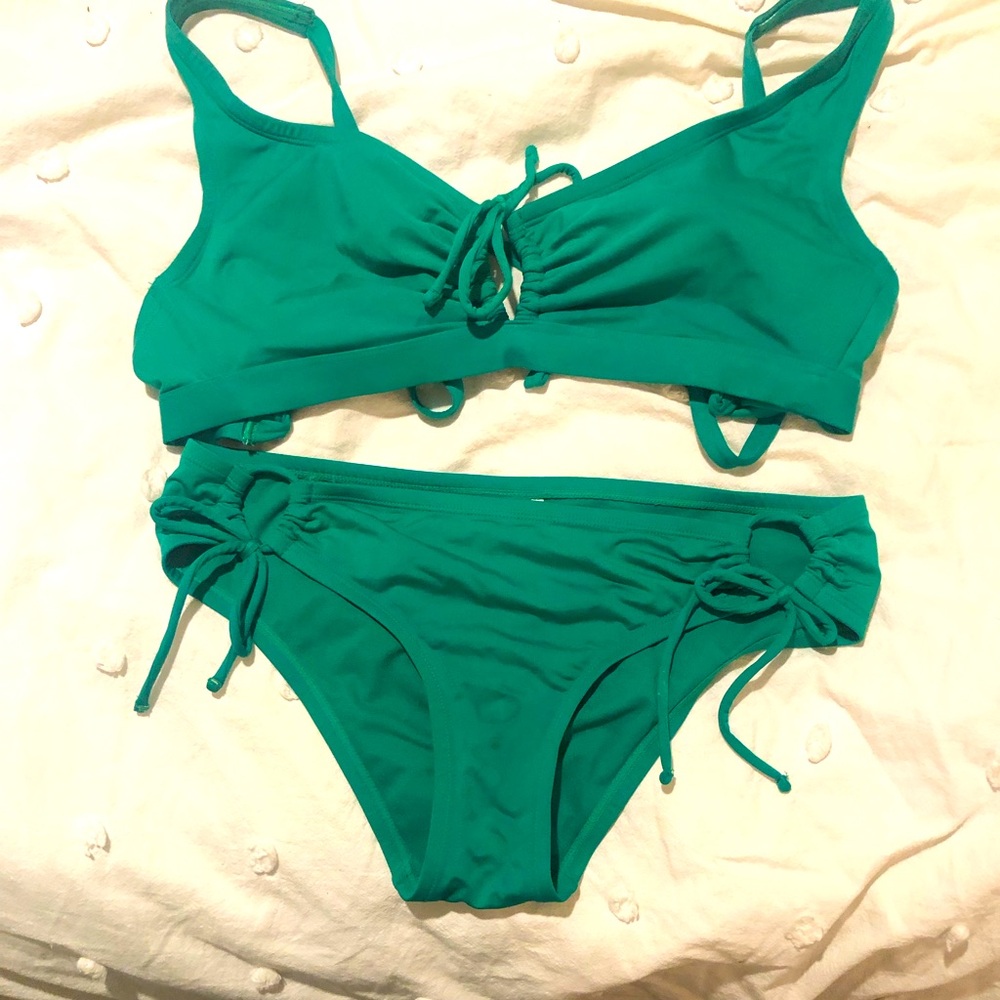 Green bikin
